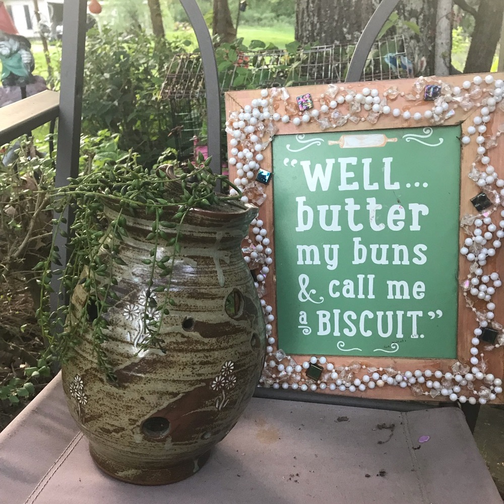 Picture and pottery